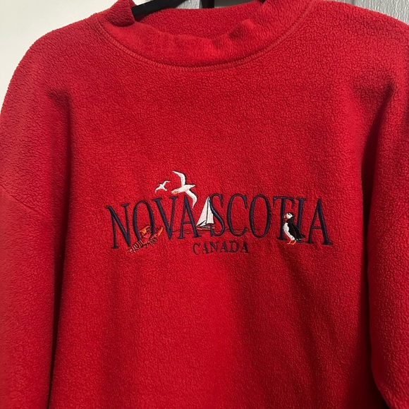 Red Fleece Nova Scotia Canada 🇨🇦 Sweatshirt - Picture 2 of 3